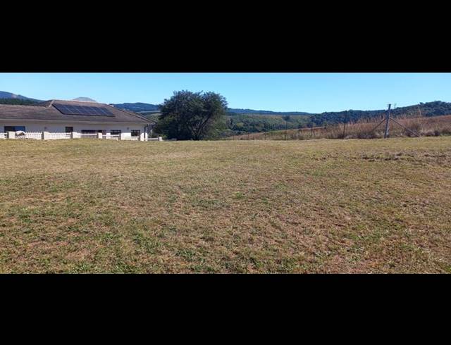 LAND FOR SALE IN CLEARWATERS COVE
